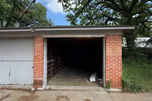 3717 Springdale Rd, Fort Worth, TX 76111 - Photo 23