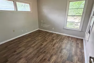 3717 Springdale Rd, Fort Worth, TX 76111 - Photo 9