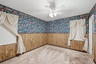 4137 Hiland Dr, Beverly Hills, TX 76711 - Photo 9