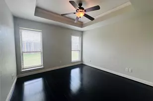 802 Wandering Ct, Granbury, TX 76049 - Photo 13