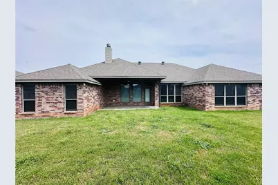 802 Wandering Court, Granbury, TX 76049 - Photo 17