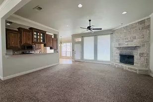 802 Wandering Ct, Granbury, TX 76049 - Photo 3
