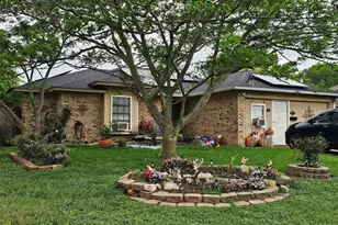 1306 Clearfield Dr, Cleburne, TX 76033 - Photo 1