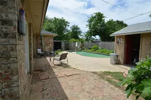 1306 Clearfield Dr, Cleburne, TX 76033 - Photo 5
