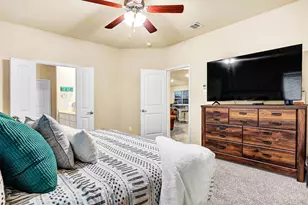 10100 Levelland Pl, McKinney, TX 75071 - Photo 17