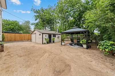 1205 N 17th Street, Waco, TX 76707 - Photo 19