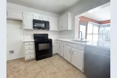 3016 Oakridge Drive, Bedford, TX 76021 - Photo 15