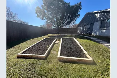 3016 Oakridge Drive, Bedford, TX 76021 - Photo 9