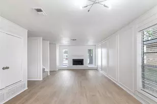 1620 Brown Trail, Hurst, TX 76054 - Photo 25