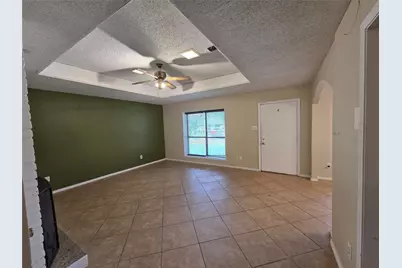 1613 S Bent Tree Trail, Grand Prairie, TX 75052 - Photo 5