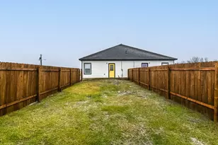 1020 Burnett Blvd, Alvarado, TX 76009 - Photo 29
