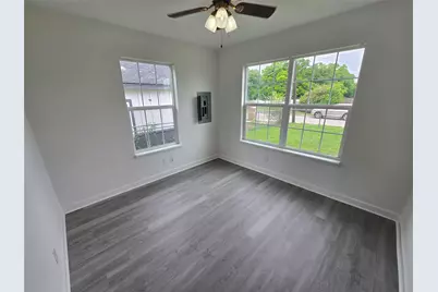 5010 Sunshine Drive, Fort Worth, TX 76105 - Photo 9