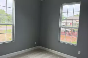 302 E Travis St, Leonard, TX 75452 - Photo 25