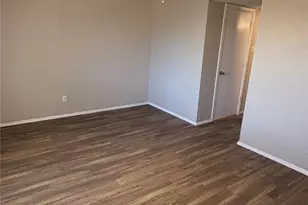 3402 Green Hill Dr, Arlington, TX 76014 - Photo 9