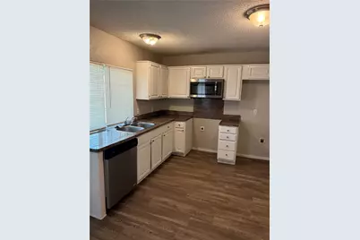 3402 Green Hill Drive, Arlington, TX 76014 - Photo 7