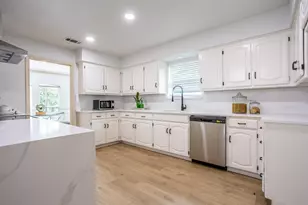 1815 Seabrook Dr, Duncanville, TX 75137 - Photo 9