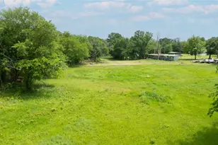 505 N Howison St, Bogata, TX 75417 - Photo 35