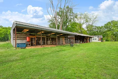 505 N Howison Street, Bogata, TX 75417 - Photo 25