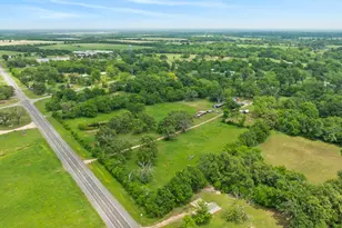 505 N Howison St, Bogata, TX 75417 - Photo 31