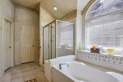 4613 Devonshire Drive, Grand Prairie, TX 75052 - Photo 19