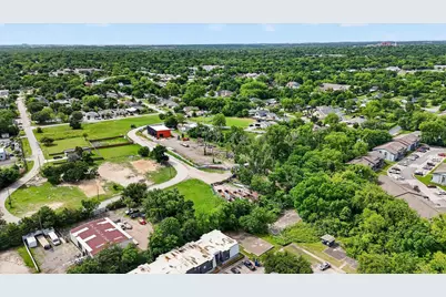 3807 Arocha Drive, Dallas, TX 75216 - Photo 11