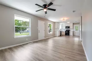 210 W Shelton St, Alvarado, TX 76009 - Photo 7