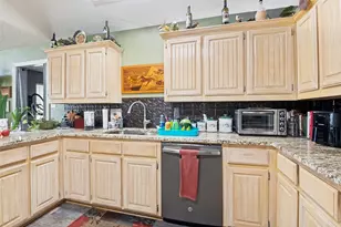 3336 Dasher St, Lancaster, TX 75146 - Photo 13