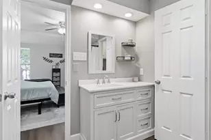 3109 Emerald St, Bedford, TX 76021 - Photo 25