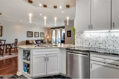 330 Las Colinas Boulevard E #1016, Irving, TX 75039 - Photo 9