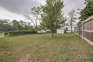 2600 W Johnson St, Denison, TX 75020 - Photo 25