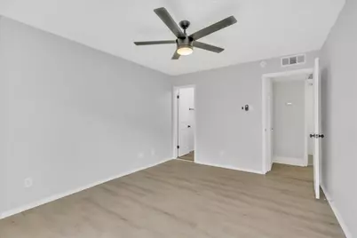 5926 Sandhurst Lane #123, Dallas, TX 75206 - Photo 13