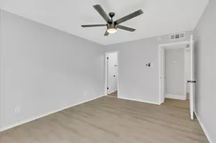 5926 Sandhurst Ln, Dallas, TX 75206 - Photo 13