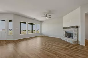 78 Aurora Ave, Valley View, TX 76272 - Photo 9