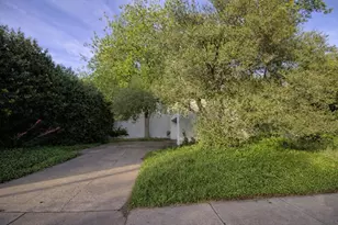 5108 Maple Springs Blvd, Dallas, TX 75235 - Photo 3