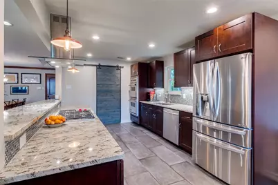 917 Fernwood Drive, Richardson, TX 75080 - Photo 9