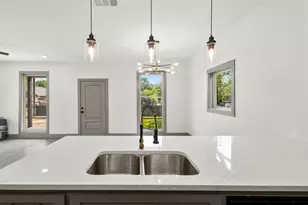 715 Ezekial Ave, Dallas, TX 75217 - Photo 11