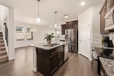 4727 Bluffview Drive, Haltom City, TX 76137 - Photo 13