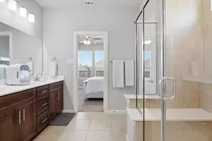 4727 Bluffview Dr, Haltom City, TX 76137 - Photo 13