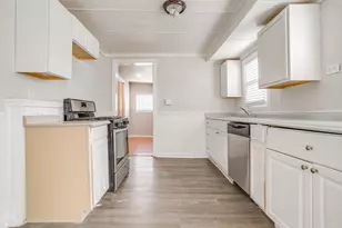691 Meadow Park Dr, White Settlement, TX 76108 - Photo 17