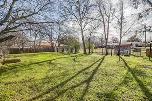 691 Meadow Park Dr, White Settlement, TX 76108 - Photo 21