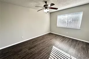 2508 S Center Street S, Arlington, TX 76014 - Photo 7