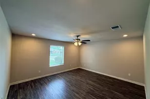 1413 Blackwell Dr, Irving, TX 75061 - Photo 3