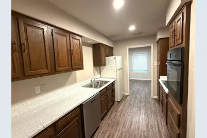 1413 Blackwell Drive, Irving, TX 75061 - Photo 5
