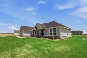 146 Aurora Ave, Valley View, TX 76272 - Photo 5