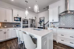 3995 Harvest Ln, Frisco, TX 75034 - Photo 5
