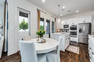 3995 Harvest Ln, Frisco, TX 75034 - Photo 9