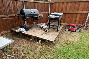 7810 Sickle Cir, Dallas, TX 75241 - Photo 19