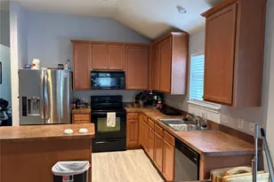 7810 Sickle Cir, Dallas, TX 75241 - Photo 5