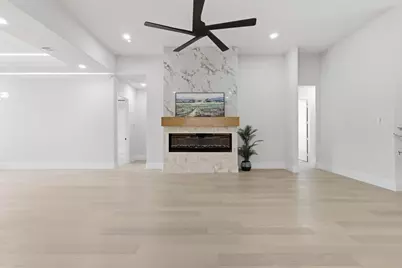 7016 Westover Drive, Granbury, TX 76049 - Photo 7