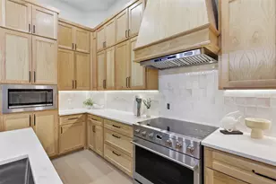 7016 Westover Dr, Granbury, TX 76049 - Photo 13